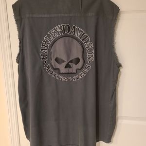 EUC Harley-Davidson shirt